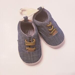 NWT Baby GAP Chambray Denim Tennis Shoes